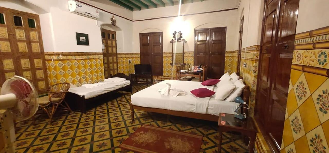 Chettinadu Mansion - An Authentic Heritage Palace Kānādukāttān Buitenkant foto