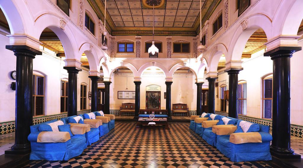Chettinadu Mansion - An Authentic Heritage Palace Kānādukāttān Buitenkant foto
