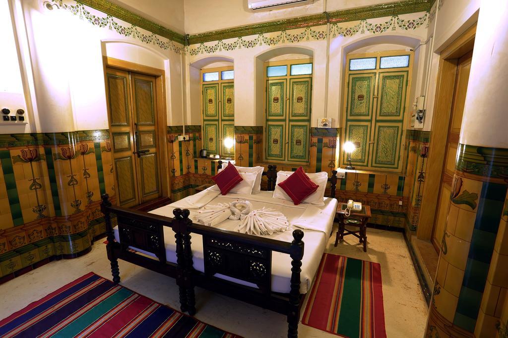 Chettinadu Mansion - An Authentic Heritage Palace Kānādukāttān Buitenkant foto