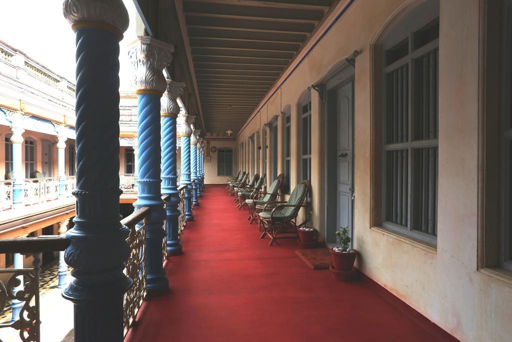 Chettinadu Mansion - An Authentic Heritage Palace Kānādukāttān Buitenkant foto