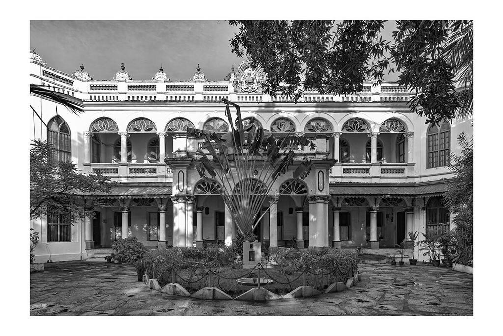 Chettinadu Mansion - An Authentic Heritage Palace Kānādukāttān Buitenkant foto